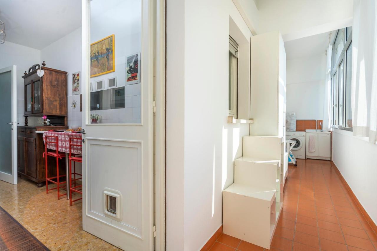Udine Viale Venezia Huge Red Apartment Buitenkant foto